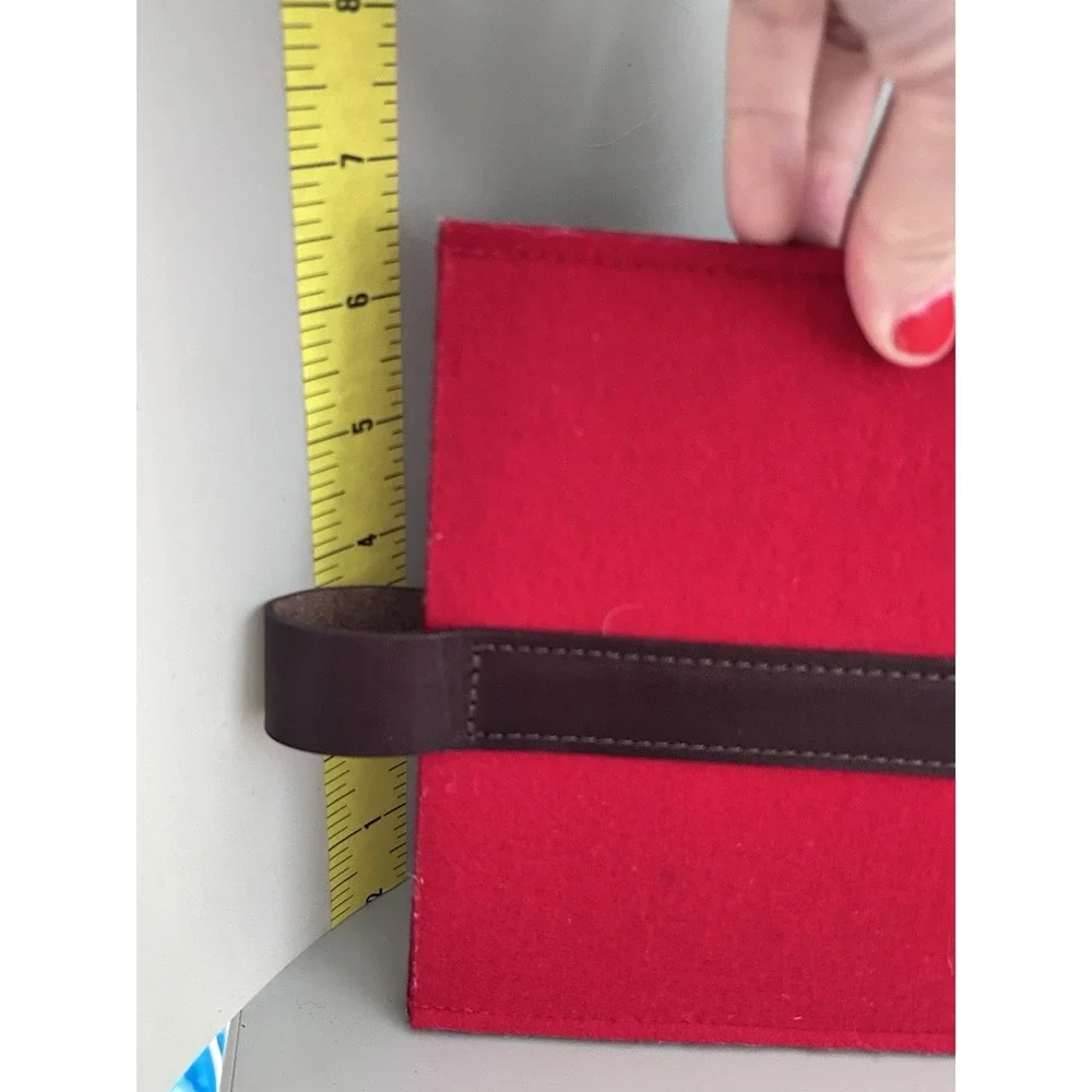 NEW! Graf & Lantz Red Wool Felt Wine Bottle Bag Carrier W/ Strap
